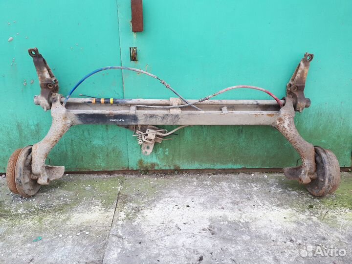 Renault Kangoo.Рено Канго. Балка задняя