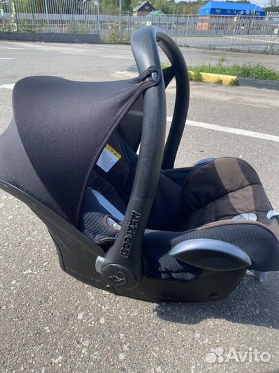 Автомобильное кресло maxi cosi 0+