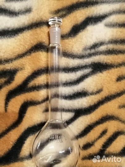 Колба с притёртой пробкой стекло 100 мл