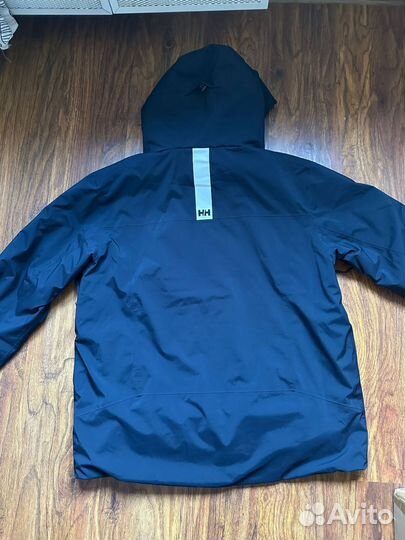 Горнолыжная куртка helly hansen