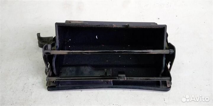 Бардачок Audi A6 C4 94-97г