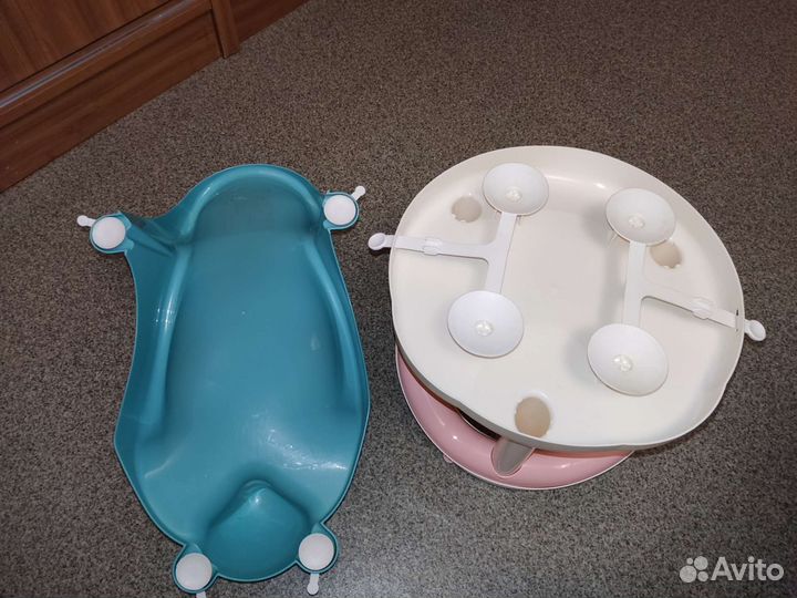 Сиденье и горка для купания младенца