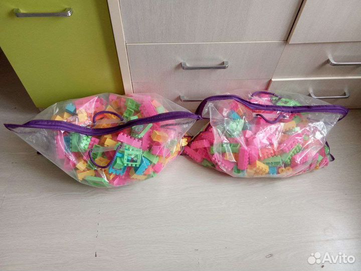 Конструктор пластиковый