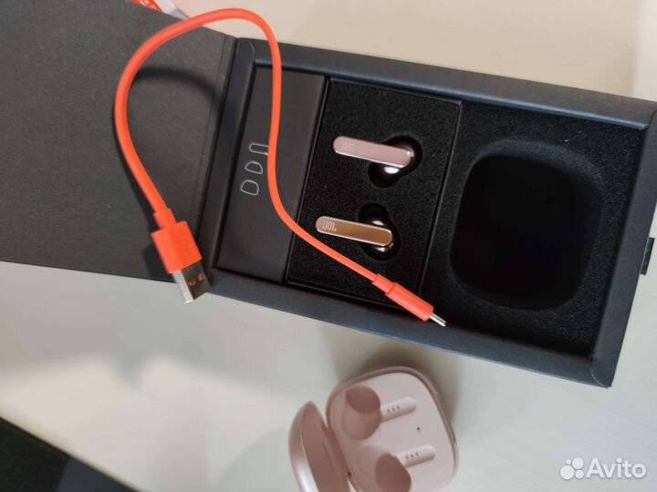 Беспроводные наушники с микр JBL Live Pro+ TWS