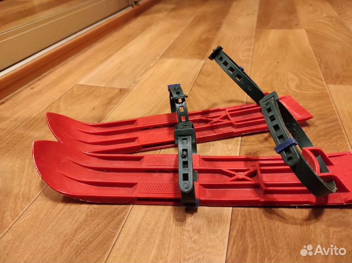 Лыжи,ледянки