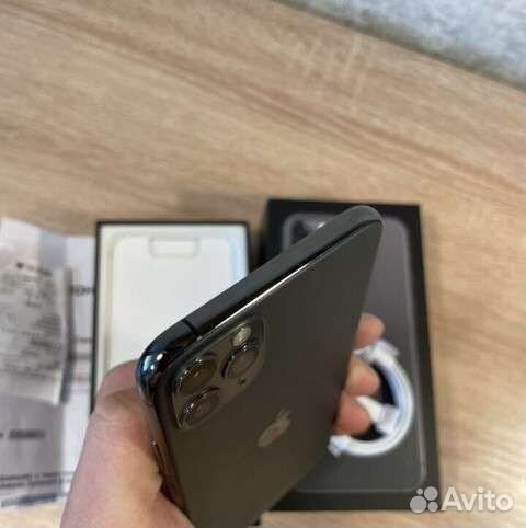 iPhone 11 Pro Max, 64 ГБ