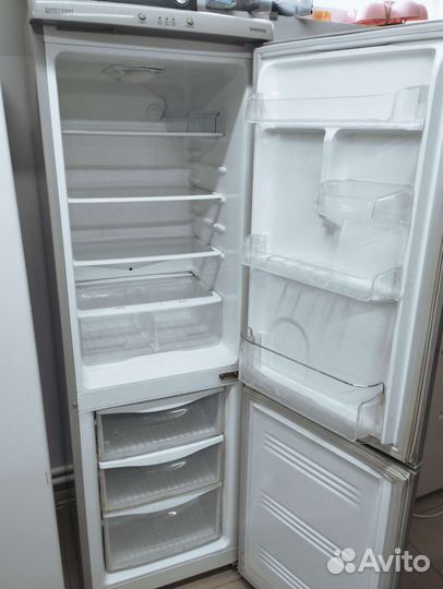 Холодильник