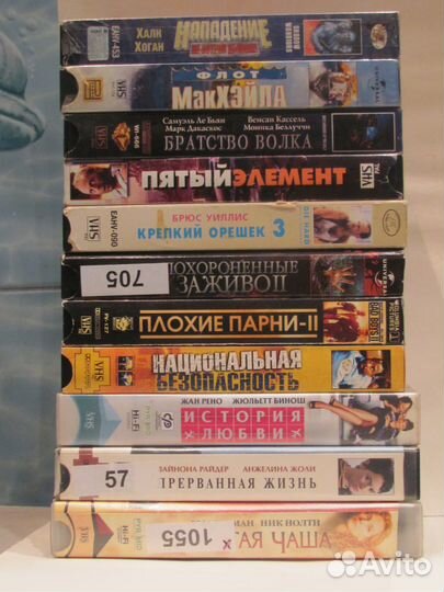 Видеоплейер Akay и значки