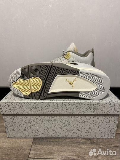 Кроссовки Nike Air Jordan 4 оригинал