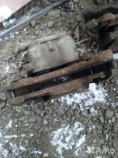 Суппорта передние niva