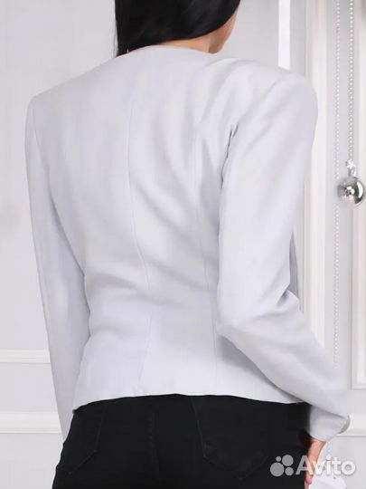 Жакет женский Новый укороченный св.серый 46 размер