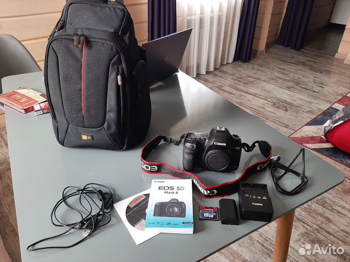 Камера Canon EOS 5D Mark II