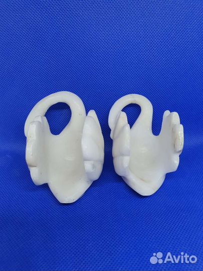 Лебеди из камня. Оникс