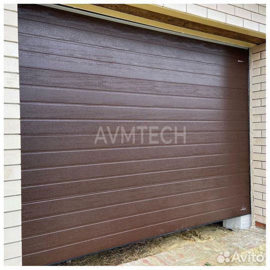 Секционные ворота для гаража