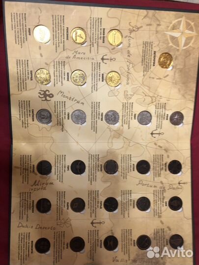 Альбом и кошелек со всеми монетами