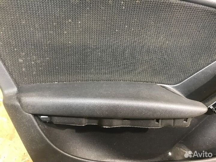 Обшивка двери передней левой Audi A4 B8