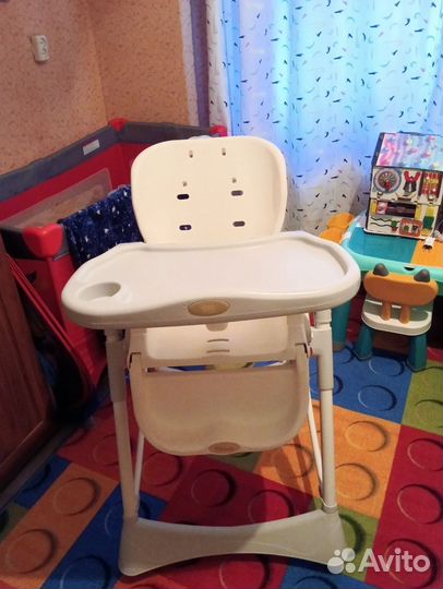 Стульчик для кормления babyton