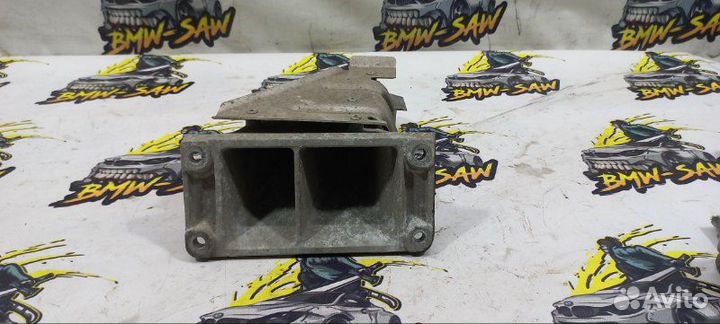 Кронштейн двигателя правый Bmw 5-Series E39 M52B25