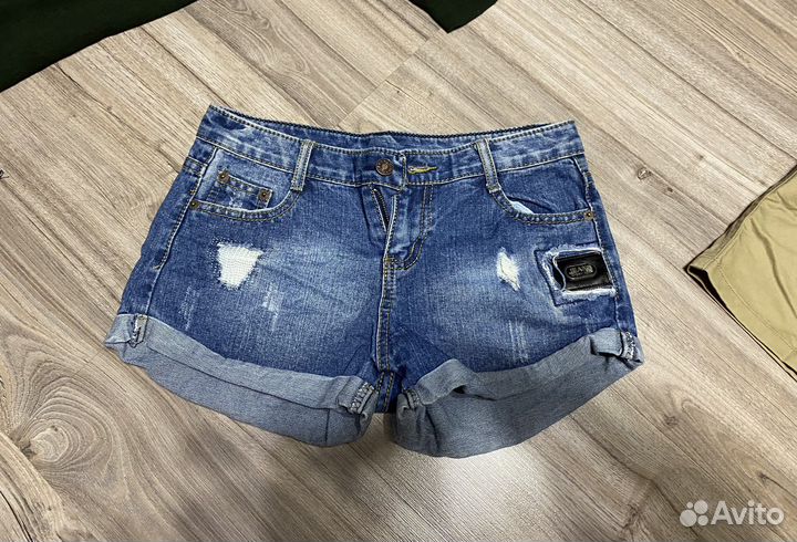 Вещи 42 размера