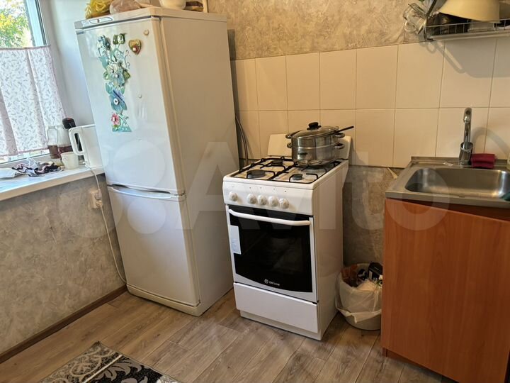 3-к. квартира, 40 м², 2/3 эт.