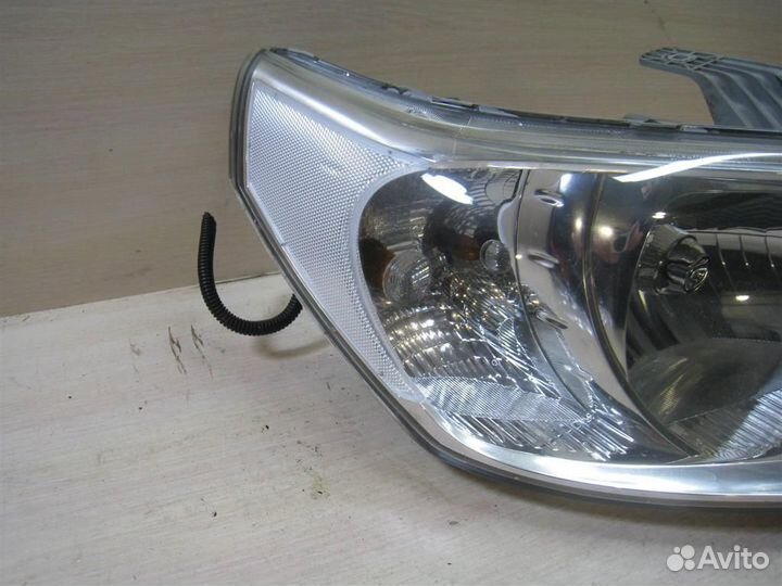 Фара правая Chevrolet aveo T255 2010