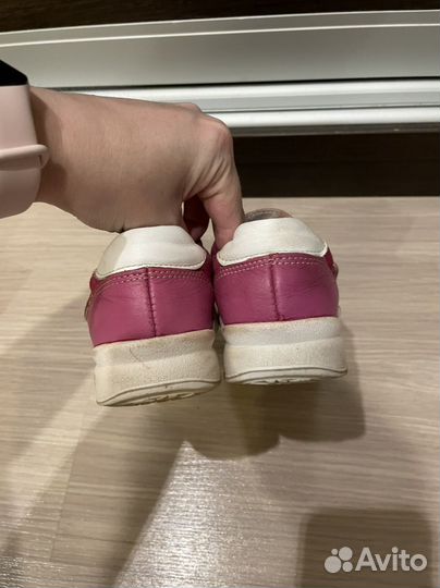 Кроссовки нат. кожа, р.29