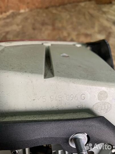 Фонарь задний правый Volkswagen Jetta 5 седан