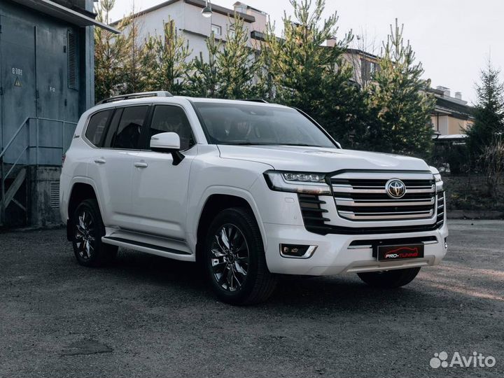 Toyota Land Cruiser 3.3 AT, 2022, 20 км
