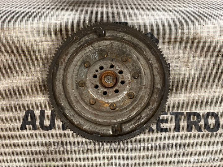 Маховик двухмассовый Audi A6 C5 2.5D 059105266A