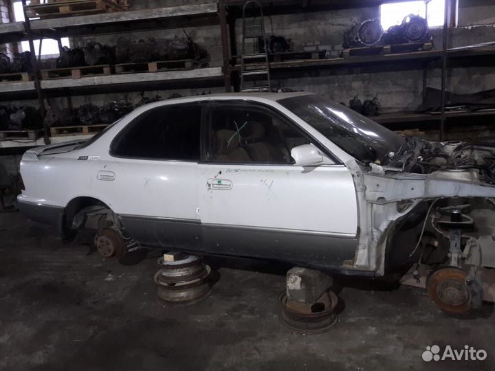 Toyota Vista SV-32 по запчастям