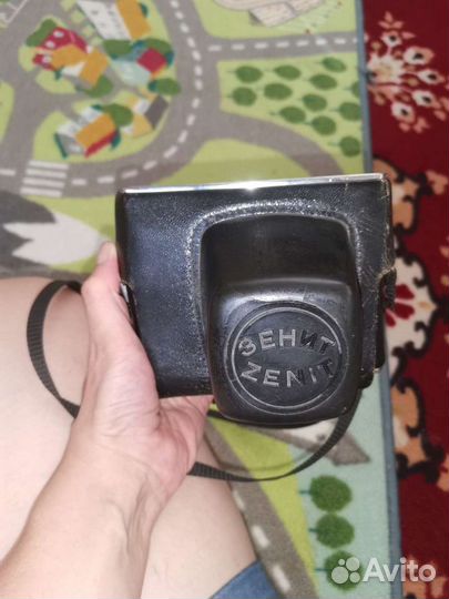 Плёночный фотоаппарат зенит ем