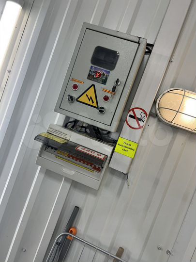 Гараж, > 30 м²