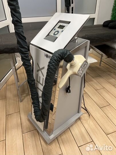 Массажный аппарат