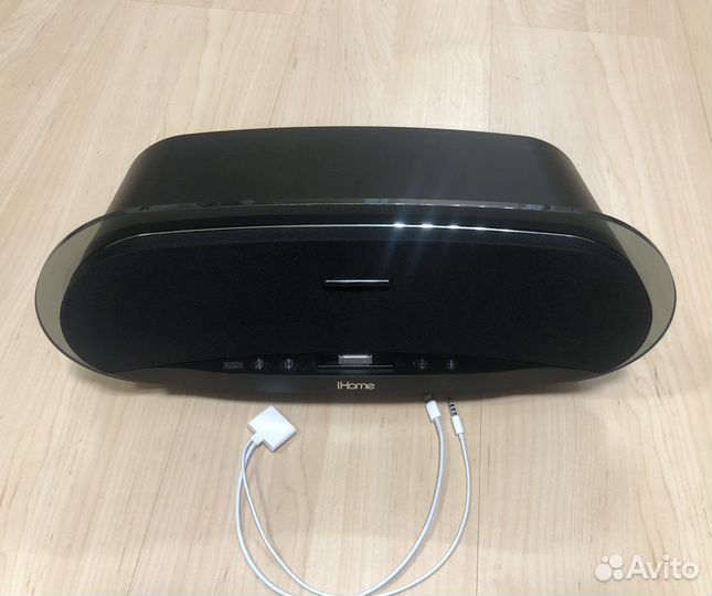 Колонка iHome IP3