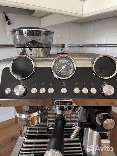 Кофемашина De'Longhi La Specialista Maestro