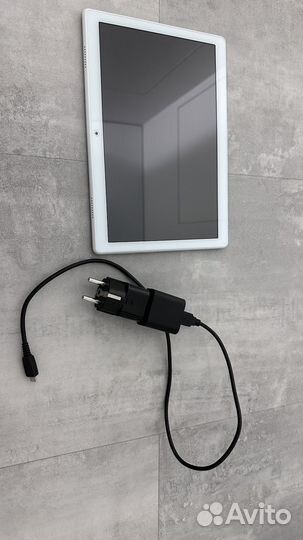 Планшет lenovo tab m10