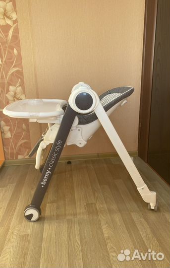 Стульчик для кормления happy baby berny Basic New