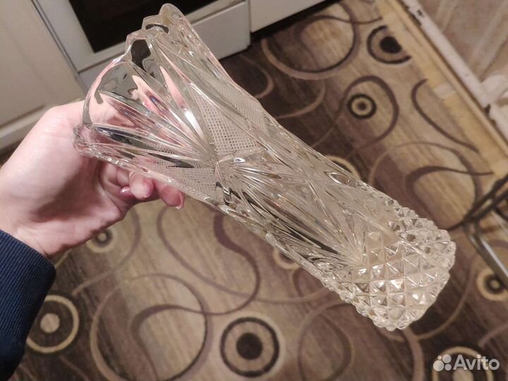 Хрустальные вазы