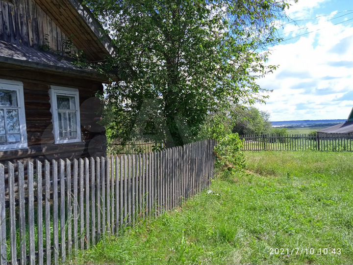 Дом 26,6 м² на участке 15 сот.