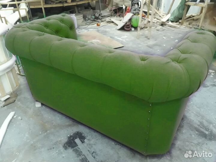 Диван двухместный честер зеленый велюр