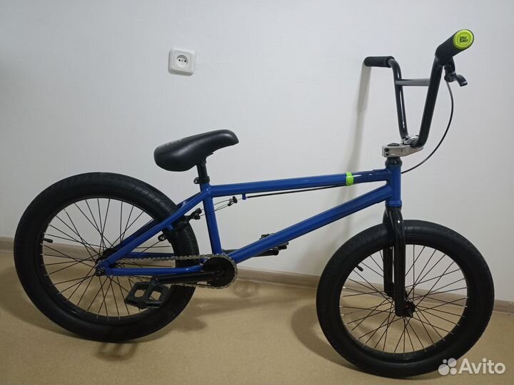 Трюковой велосипед bmx