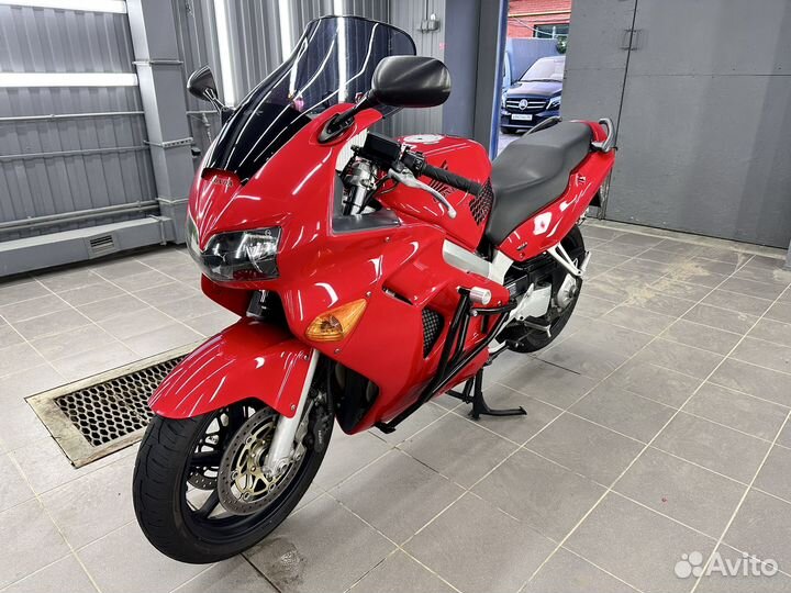 Honda vfr800 5gen