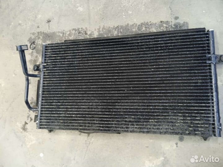 Радиатор кондиционера Вольво С40 В40