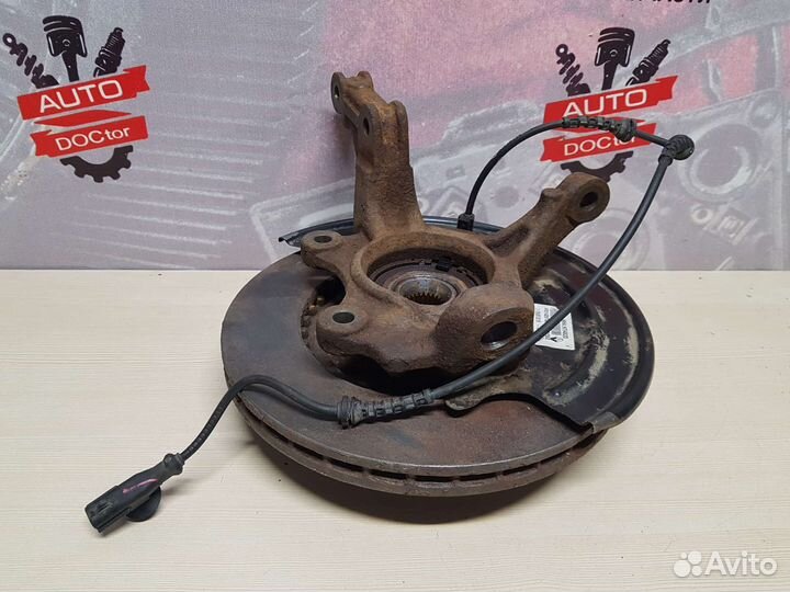 Кулак передний правый Renault Kaptur 1 H4M 2020