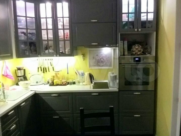 2-к. квартира, 55 м², 8/17 эт.