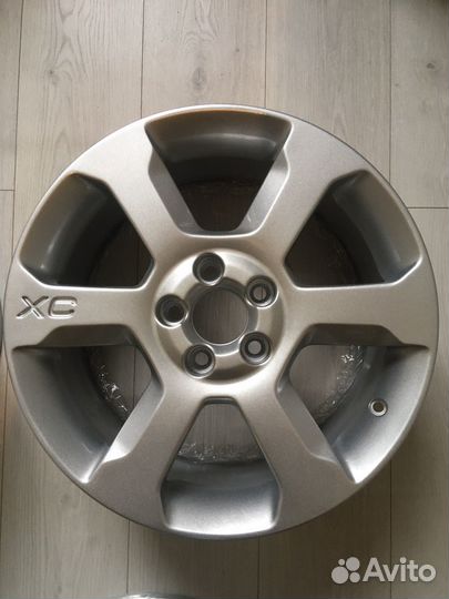 Комплект оригинальных дисков r 17 volvo xc 70