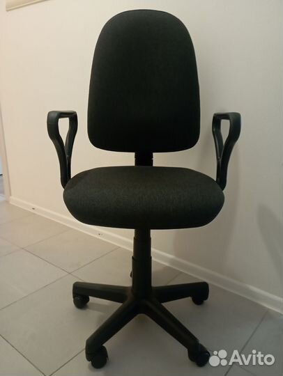 Компьютерное кресло