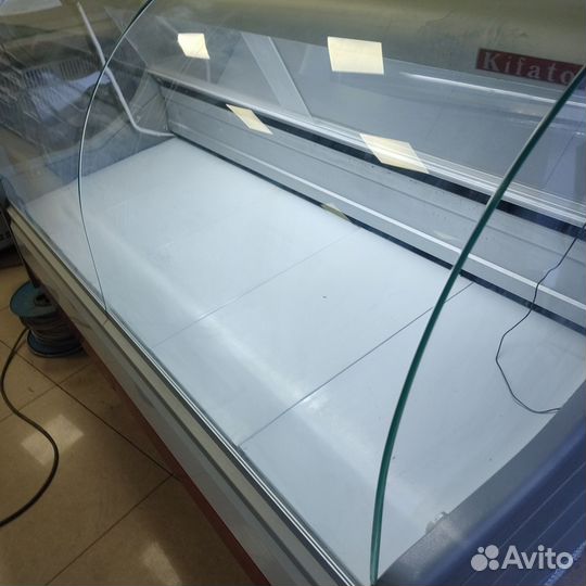 Холодильная витрина