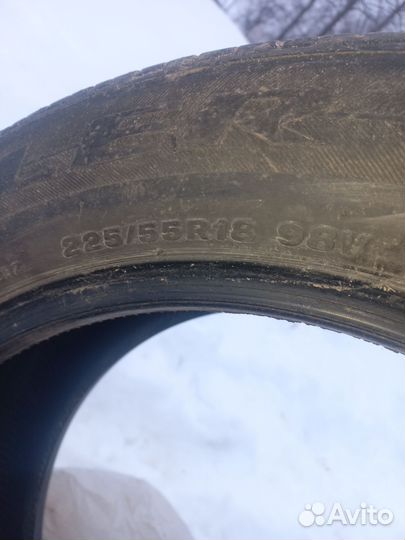 Bridgestone 738V 225/55 R18