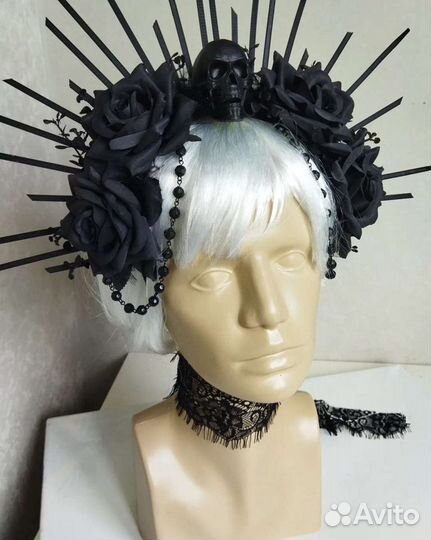 Корона чёрные лучи с черепом